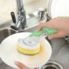 Brosse vaisselle avec distributeur de savon