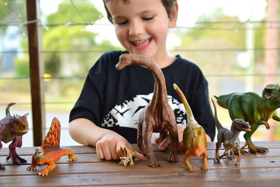 Pourquoi nos jeunes enfants adorent-ils les dinosaures ? – KIDIBAM